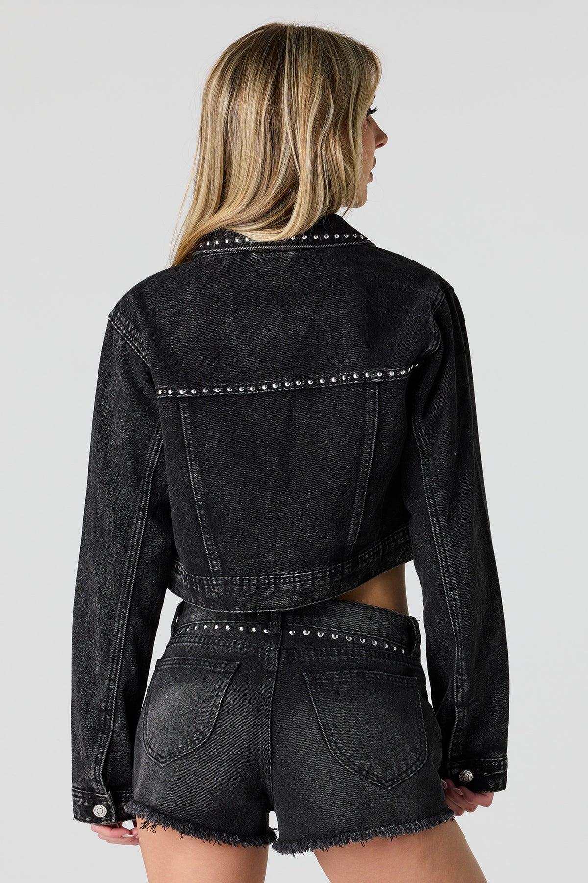 Alt View 2. Studded Cropped Denim Jacket - Black