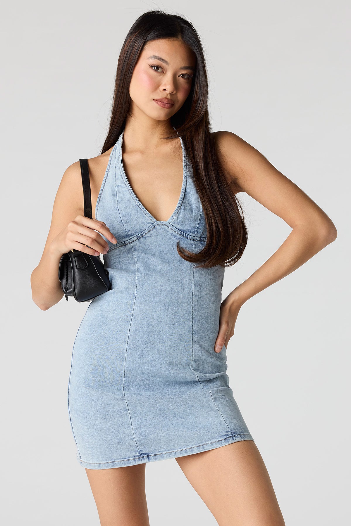 Minirobe bain-de-soleil en denim extensible