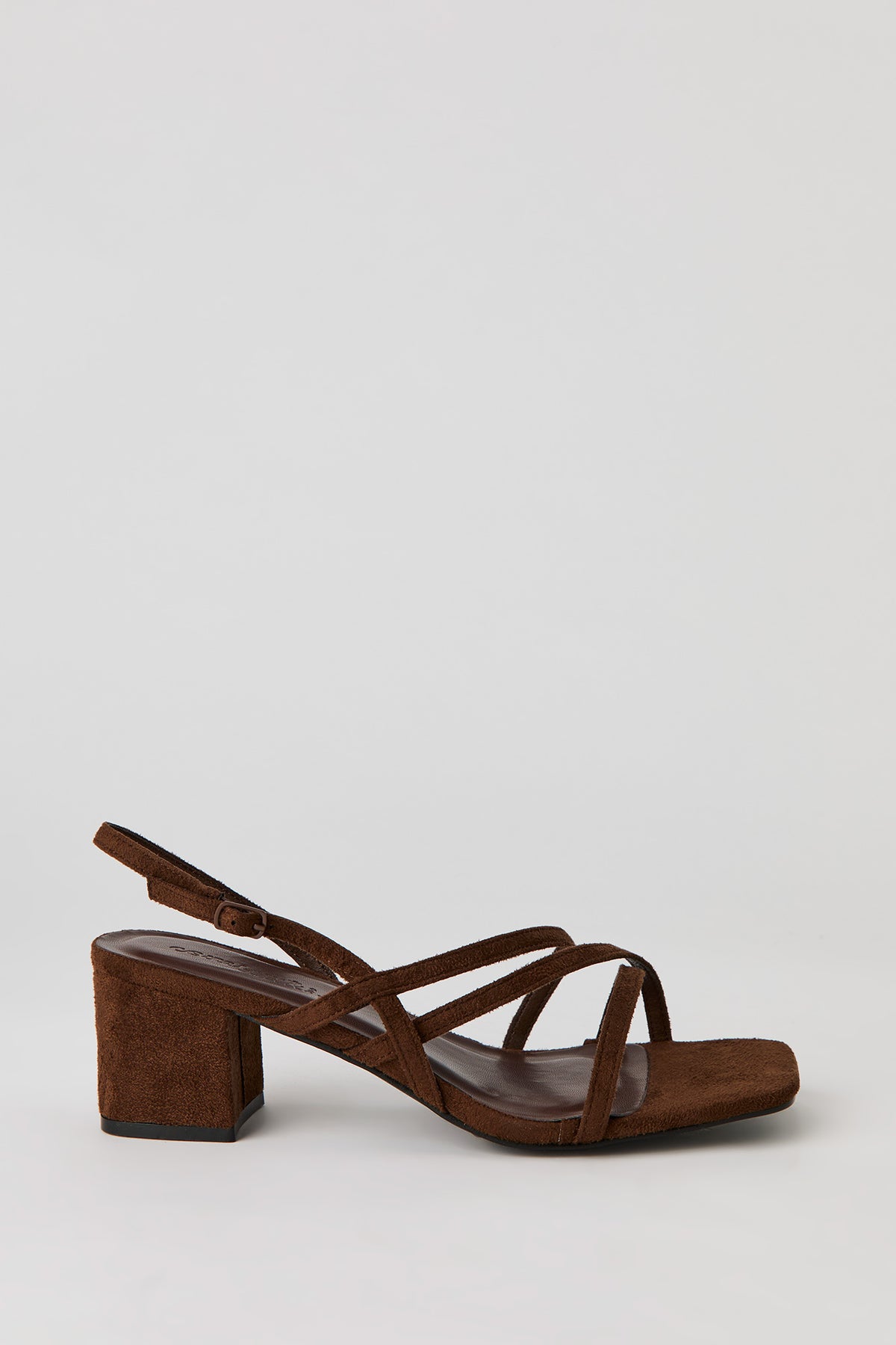 Chaussure à talon bloc et lanière en similisuède