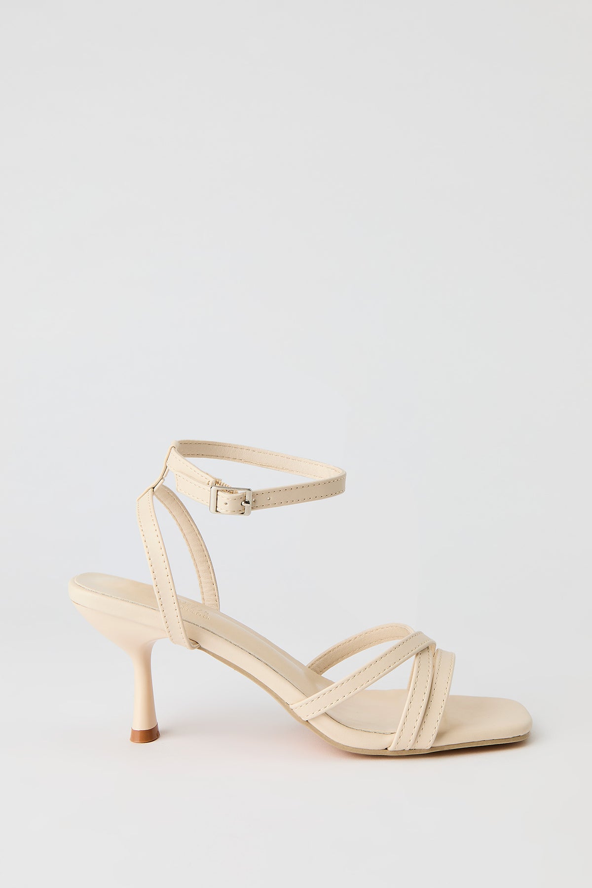 Escarpins à talons bobine avec brides