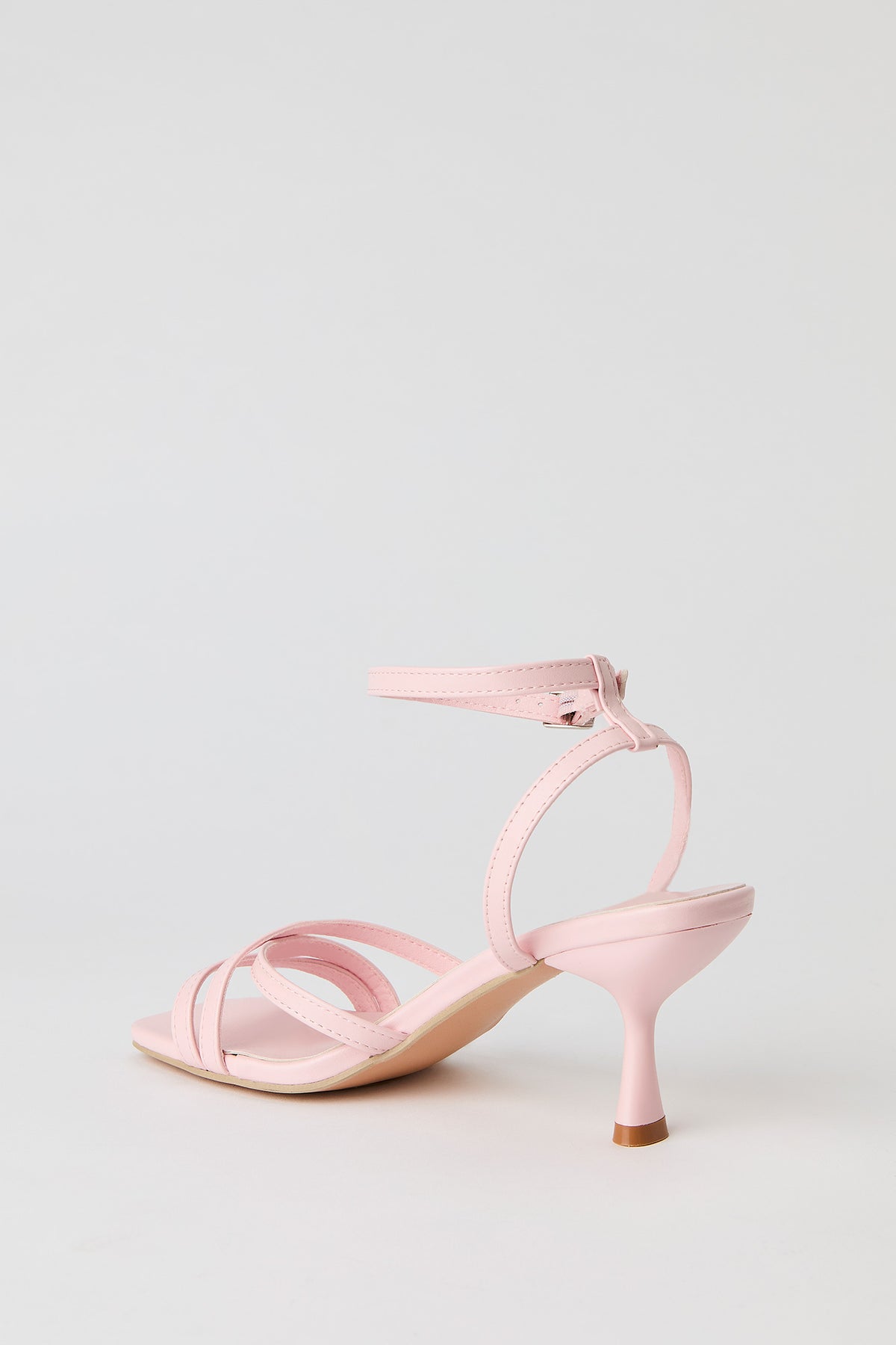 Vue alternative 4. Escarpins à talons bobine avec brides
