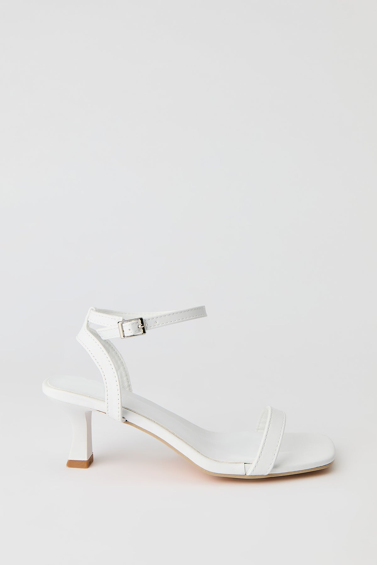 Escarpins à talons bobine avec brides