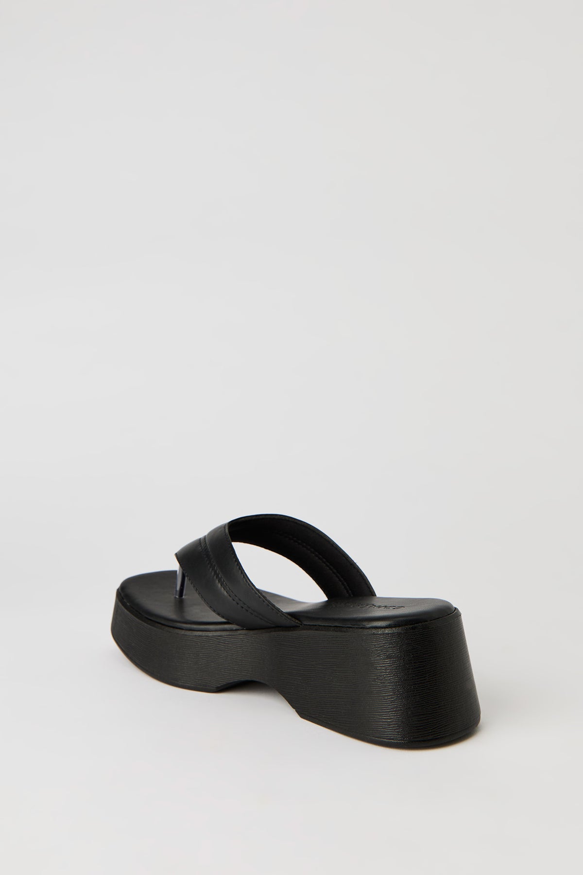 Alt View 3. Thong Wedge Sandal - Black