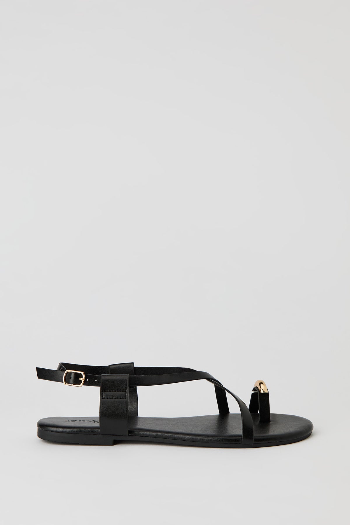 Strappy Toe Ring Sandal - Black
