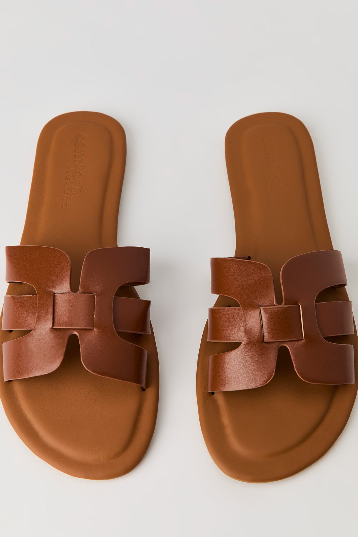 Alt View 4. H Band Sandal - Camel