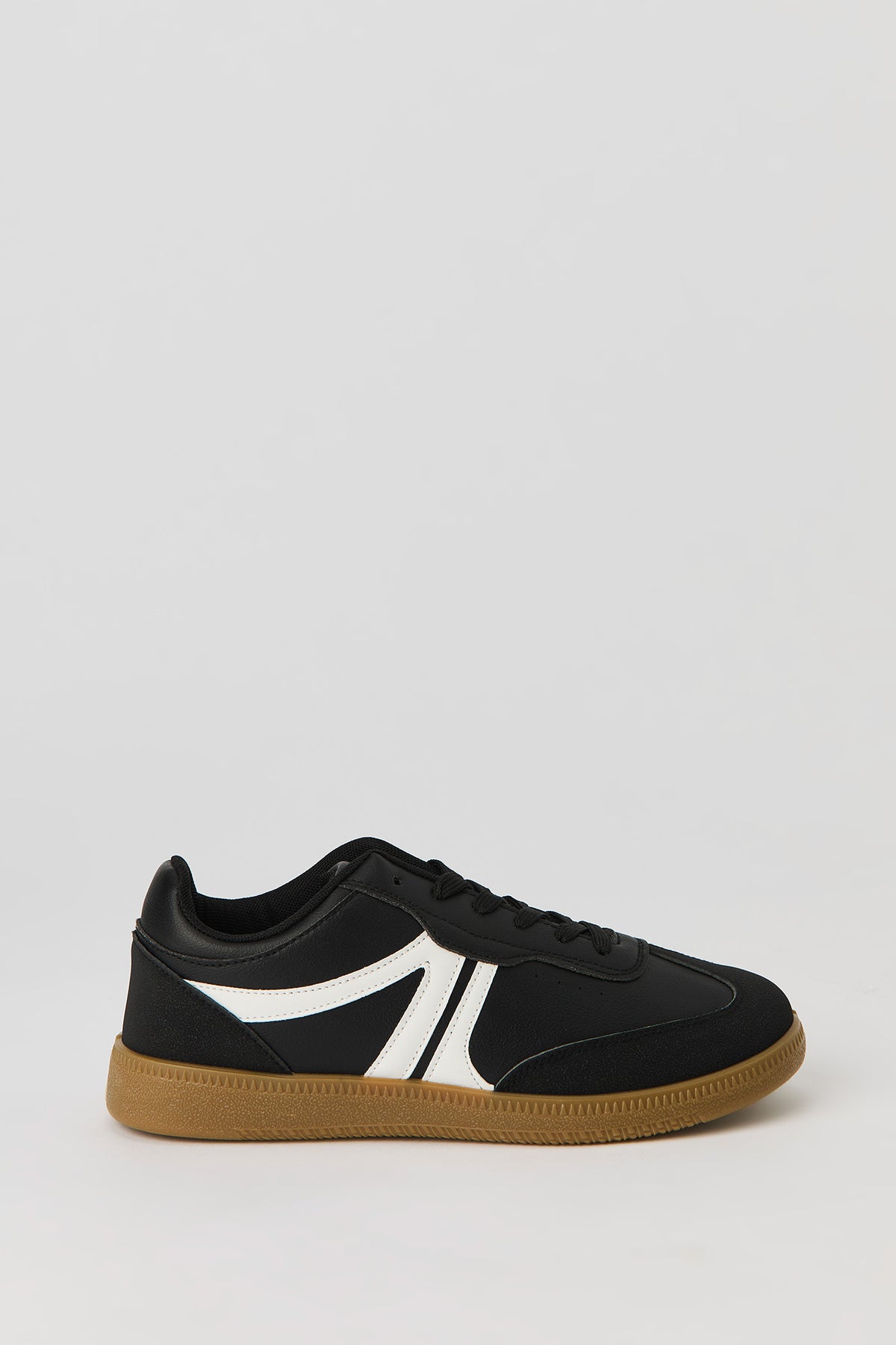 Retro Sneaker - Black