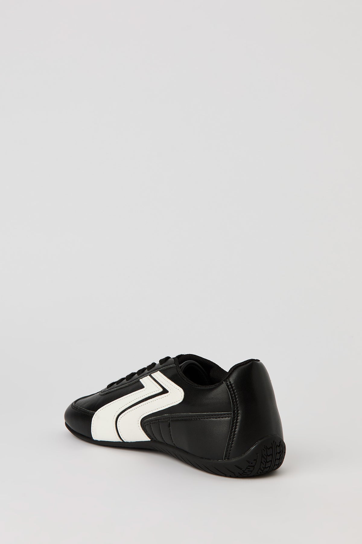 Vue alternative 3. Espadrilles rétro