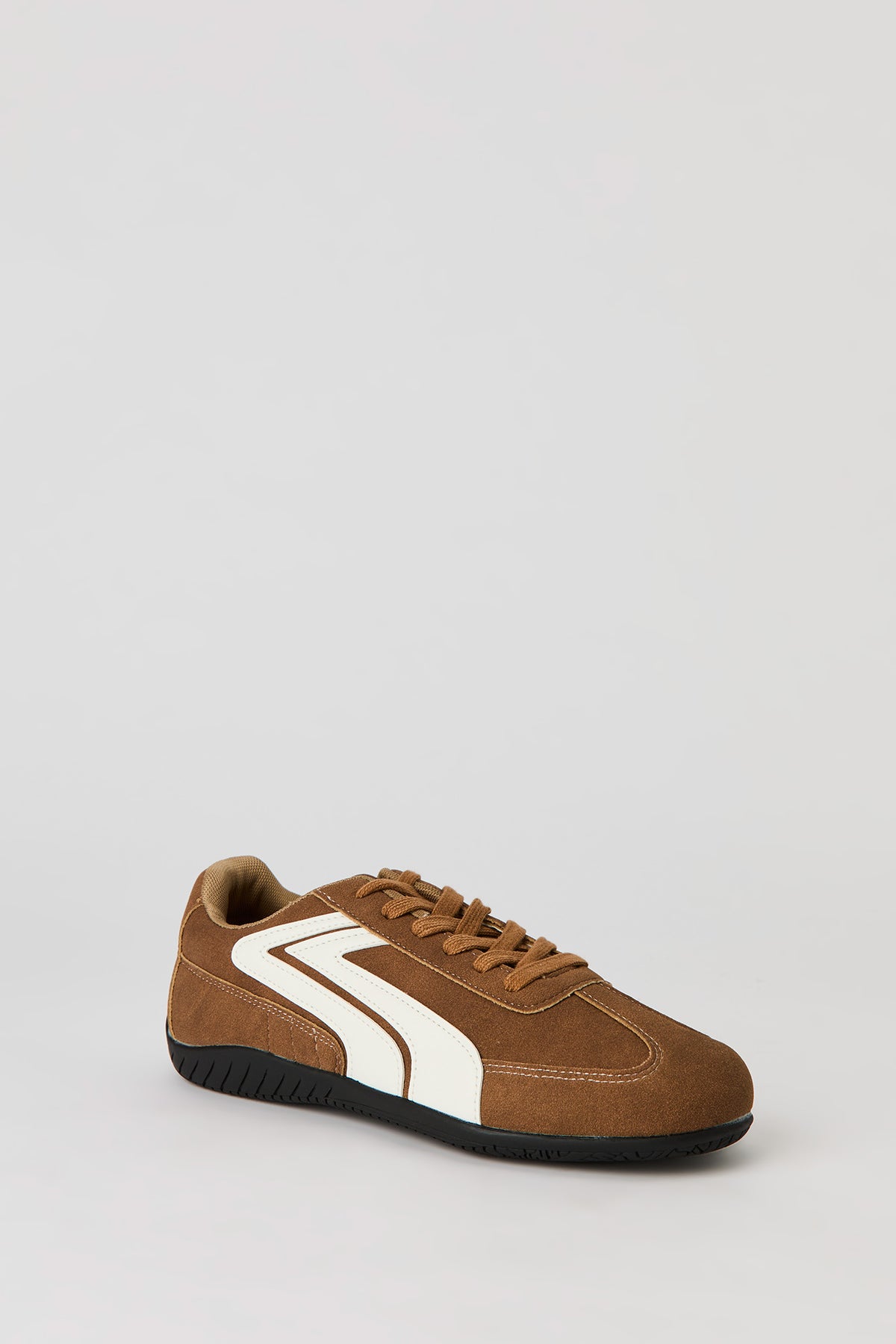 Alt View 2. Retro Sneaker - Brown
