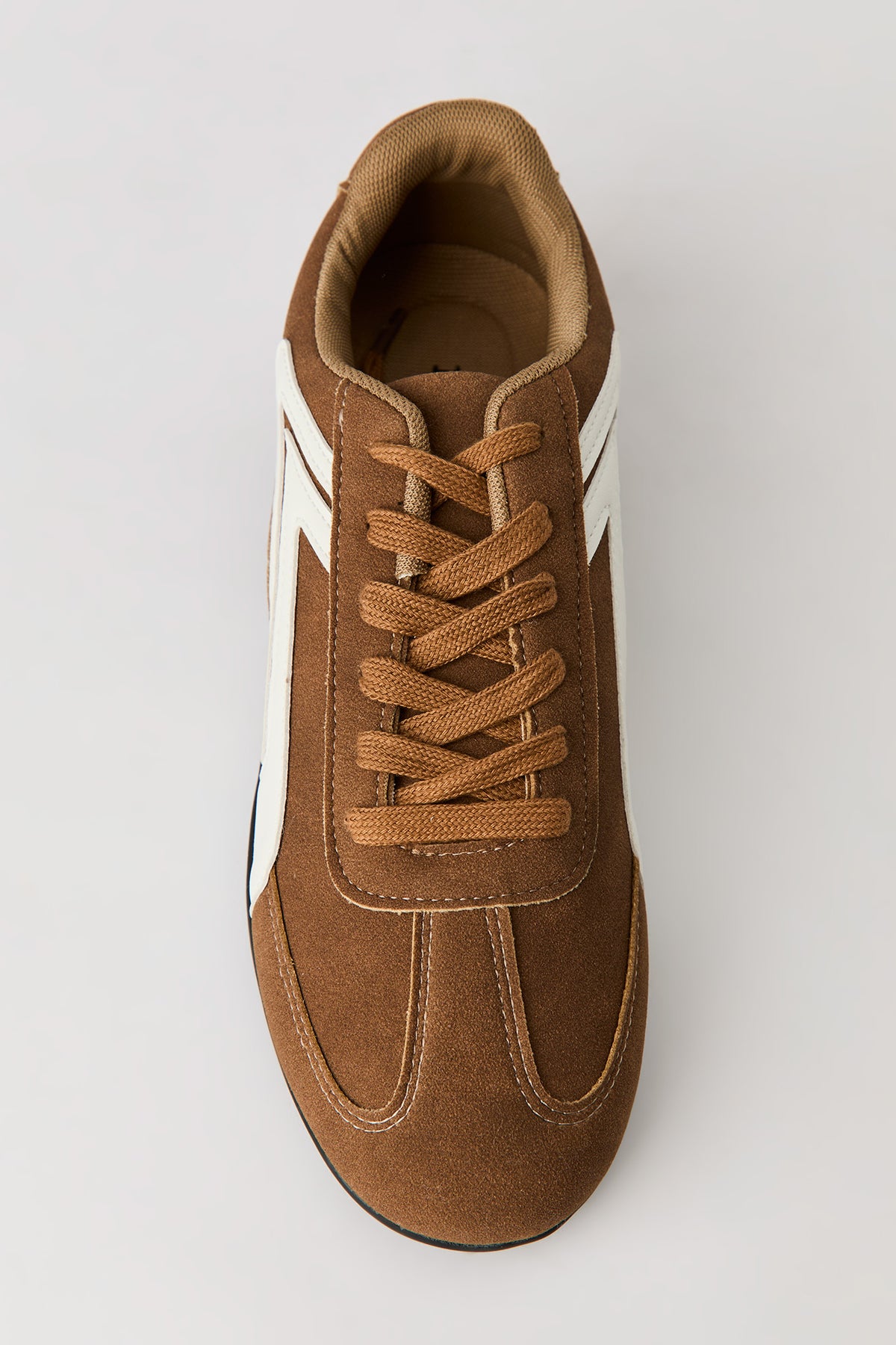 Alt View 4. Retro Sneaker - Brown
