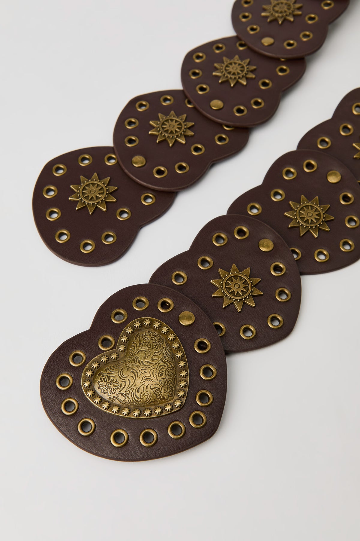 Alt View 2. Western Heart Disc Belt - Brown