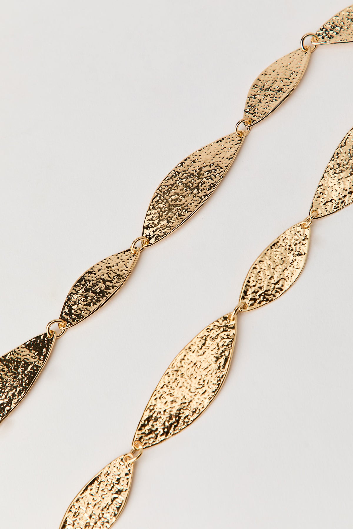 Alt View 2. Hammered Leaf Chain Belt - Gold