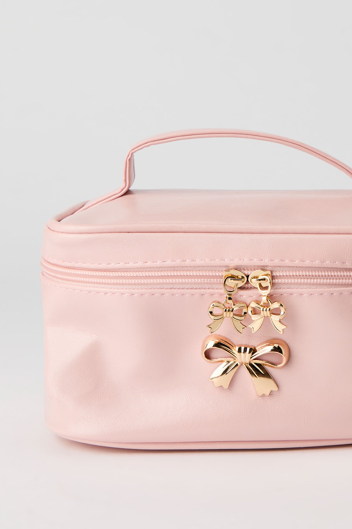 Alt View 3. Bow Makeup Bag - Rose