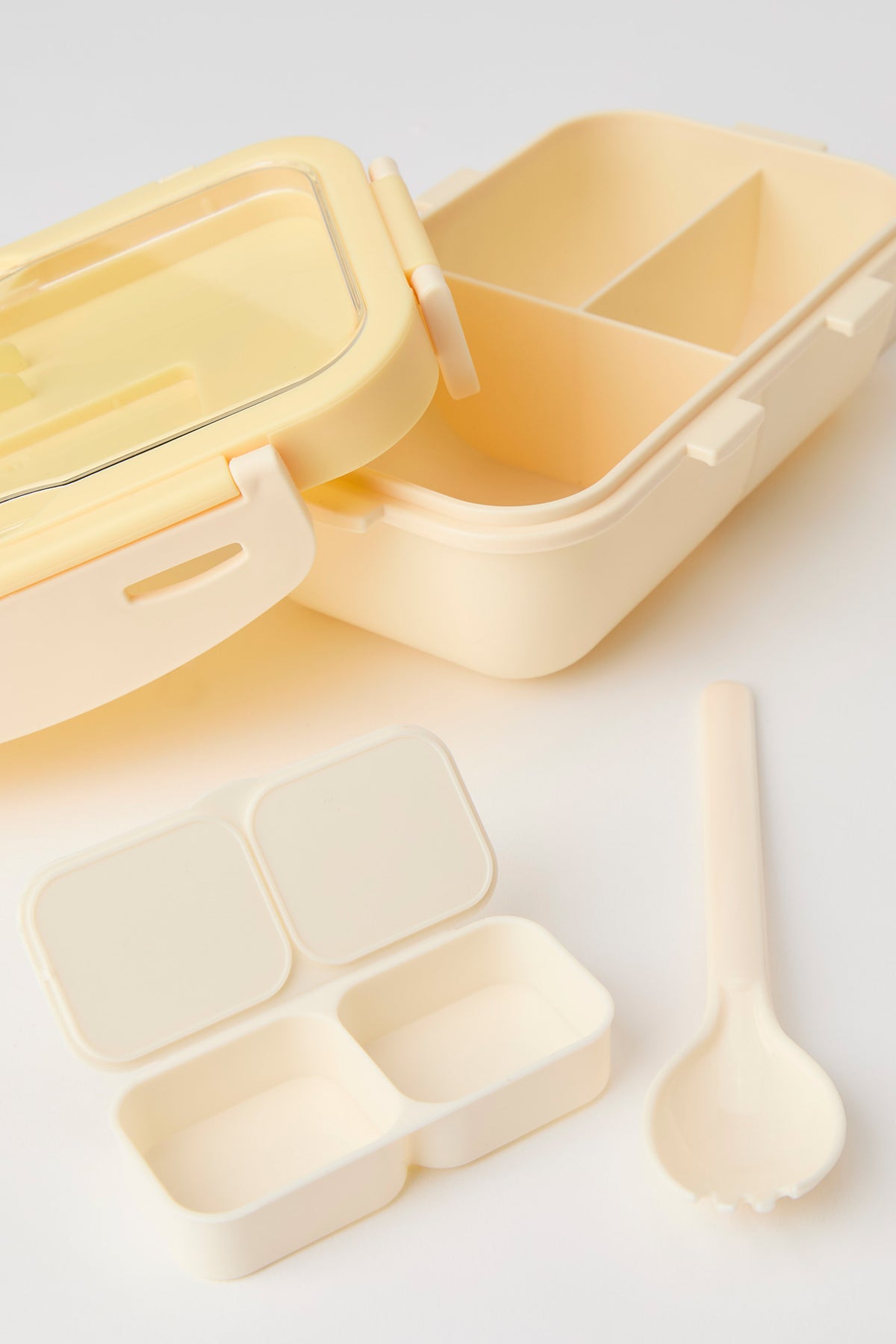 Alt View 2. Lunch Box & Cutlery Set - Yellow