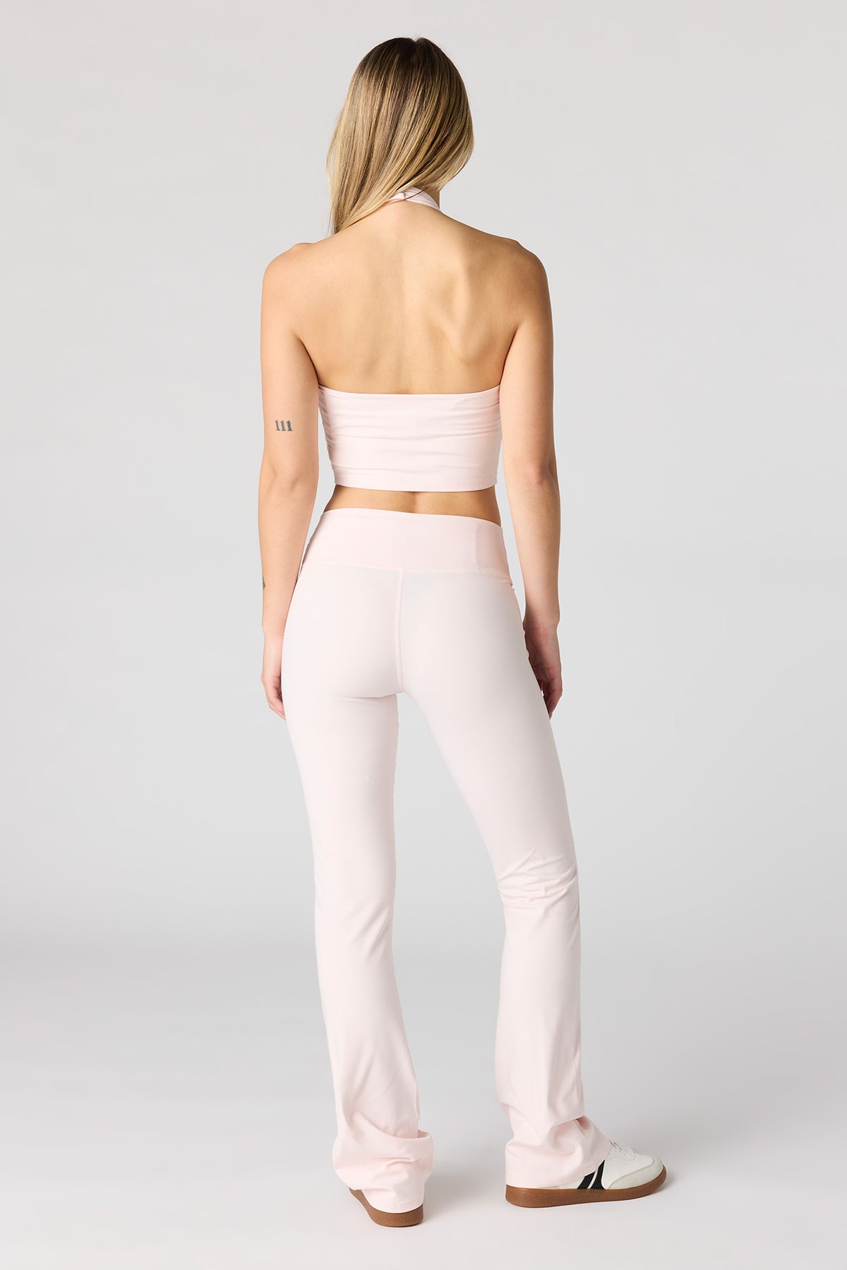 Vue alternative 3. Pantalon Activehaute densité à jambe évasée