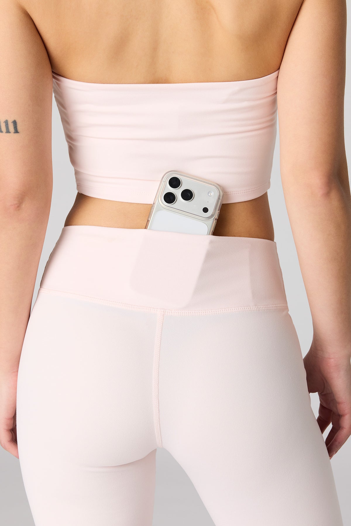 Vue alternative 4. Pantalon Activehaute densité à jambe évasée