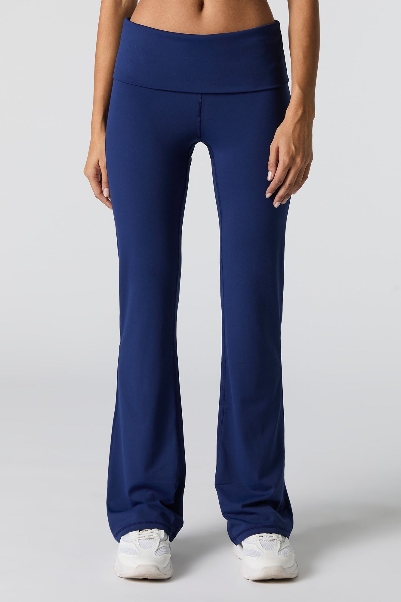 Pantalon Active à jambe évasée