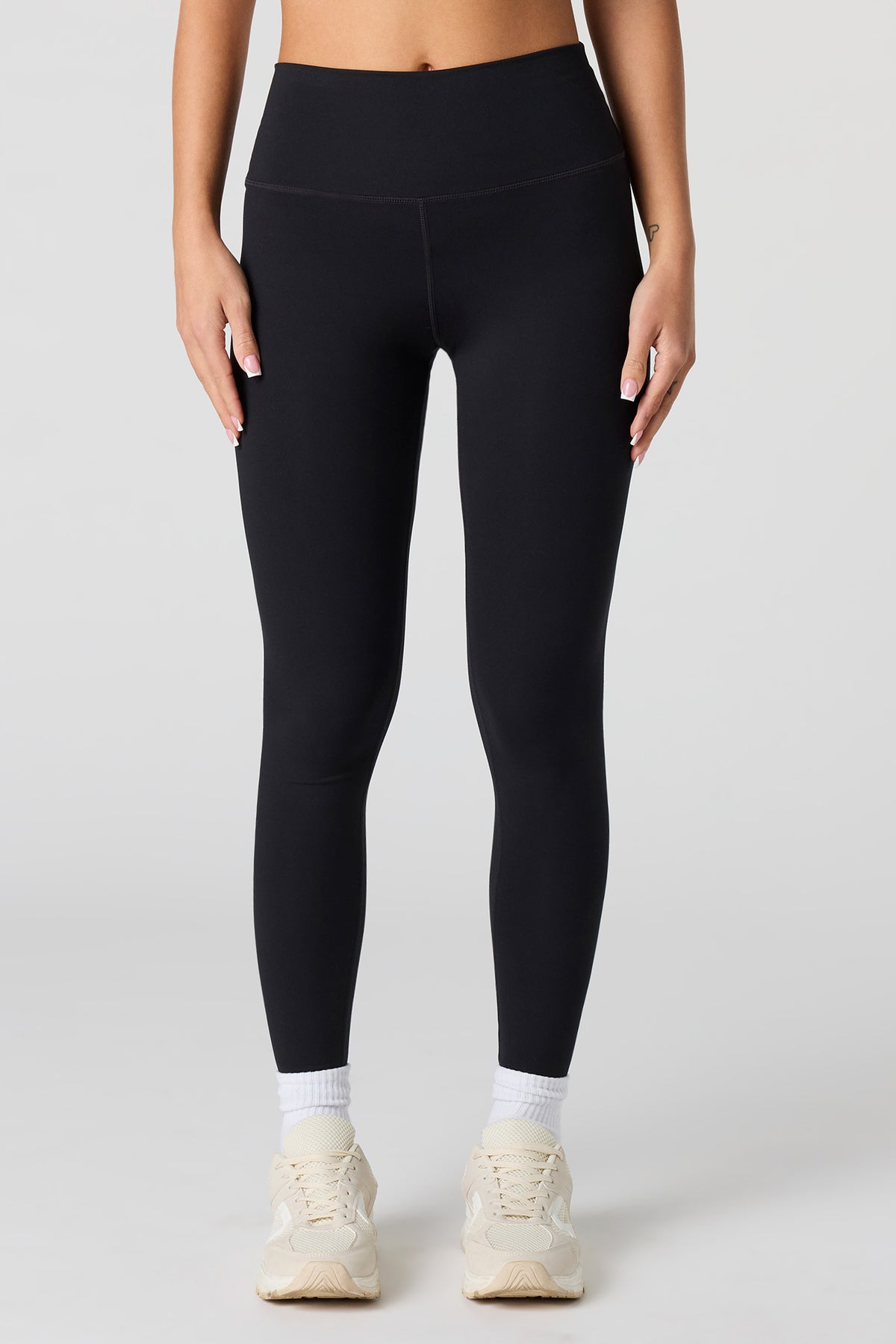 Alt View 2. Active Back Pocket Legging - Black