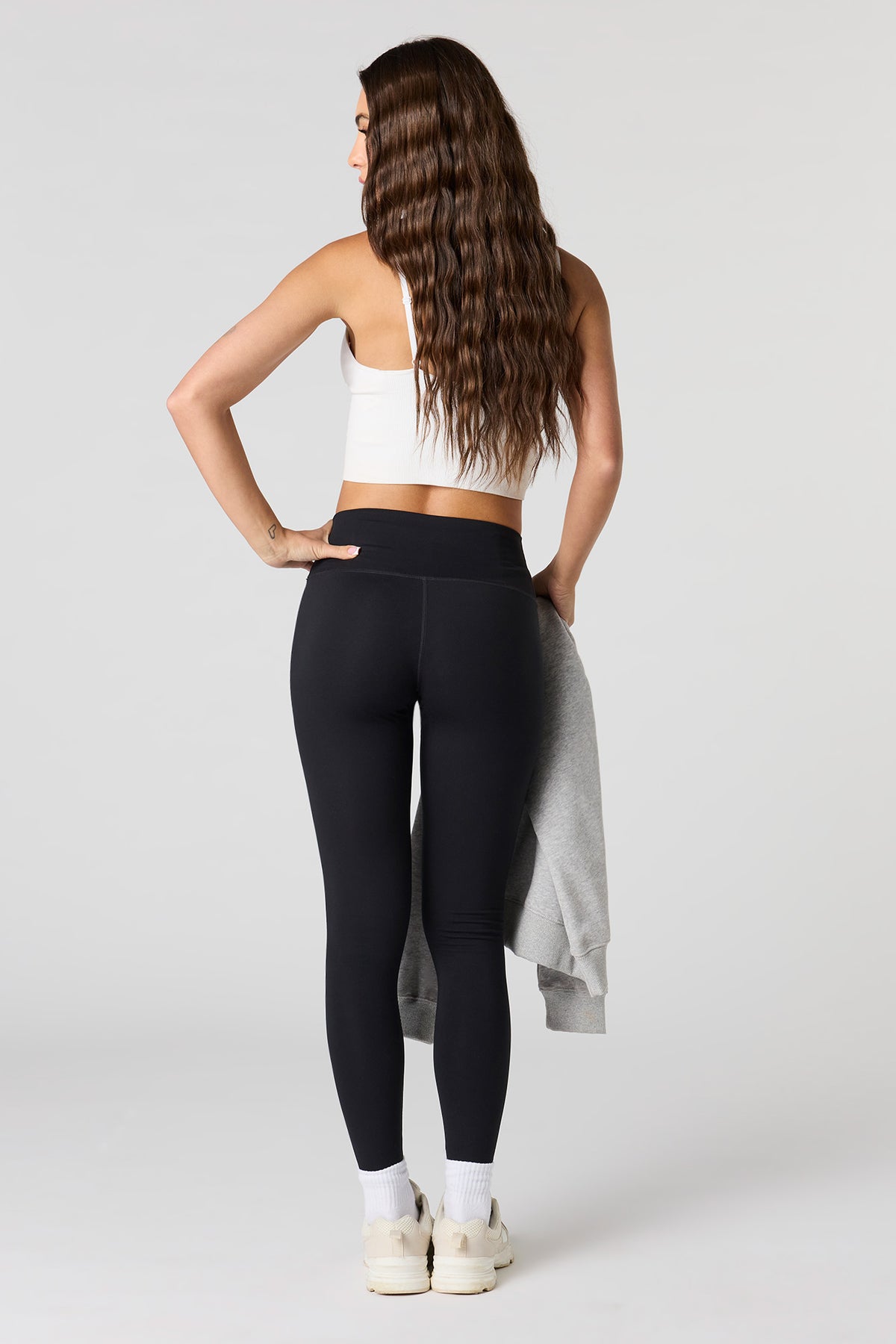Alt View 3. Active Back Pocket Legging - Black