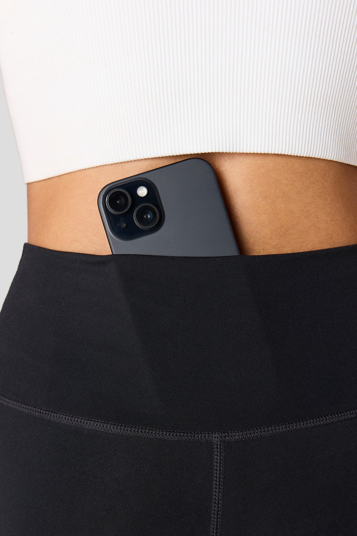 Alt View 4. Active Back Pocket Legging - Black