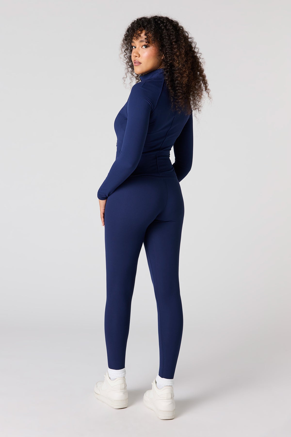 Vue alternative 3. Legging Active High Density