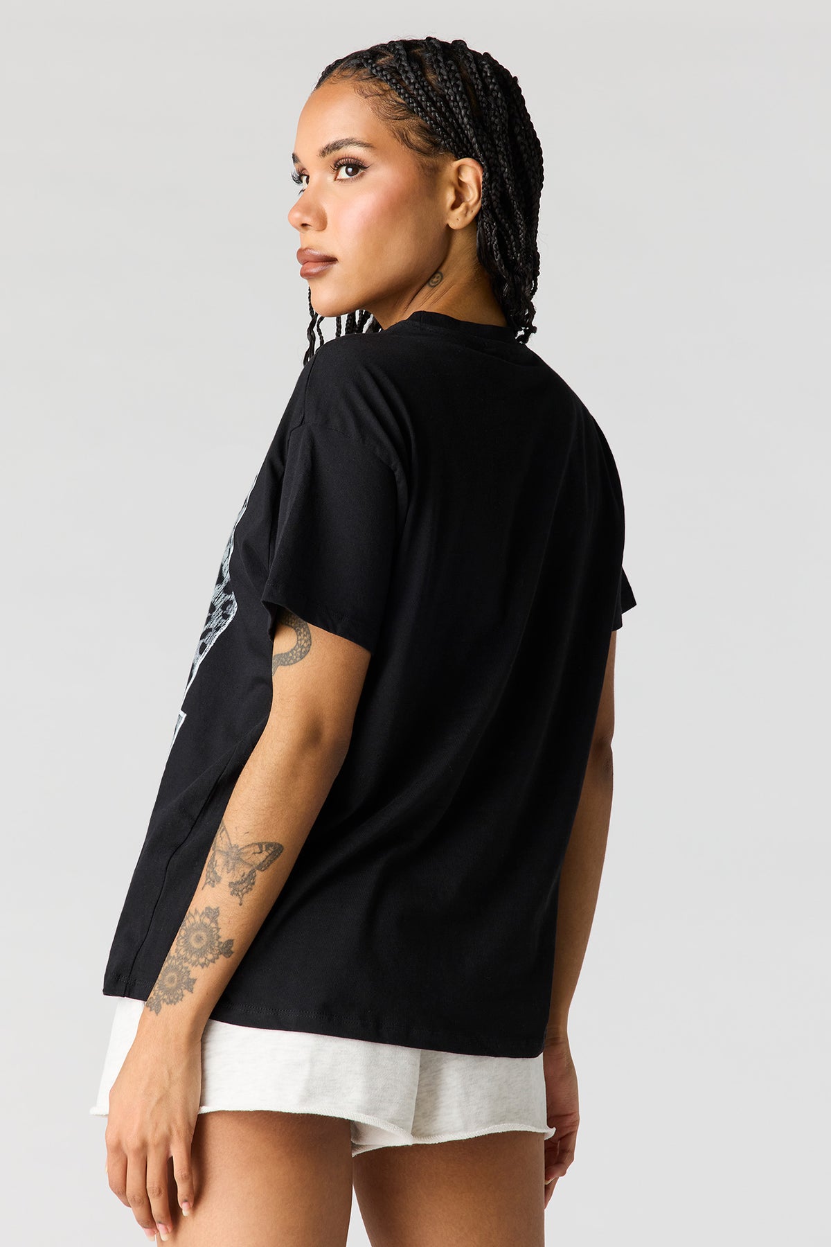 Vue alternative 3. T-shirt de coupe garçonne imprimé
