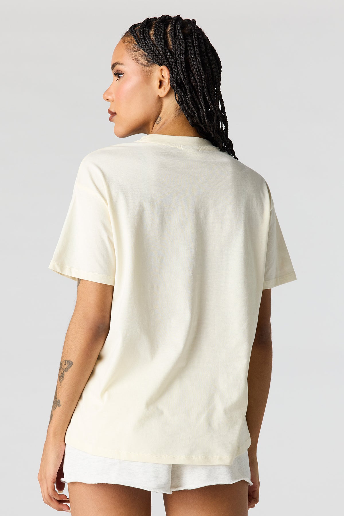 Vue alternative 3. T-shirt de coupe garçonne imprimé