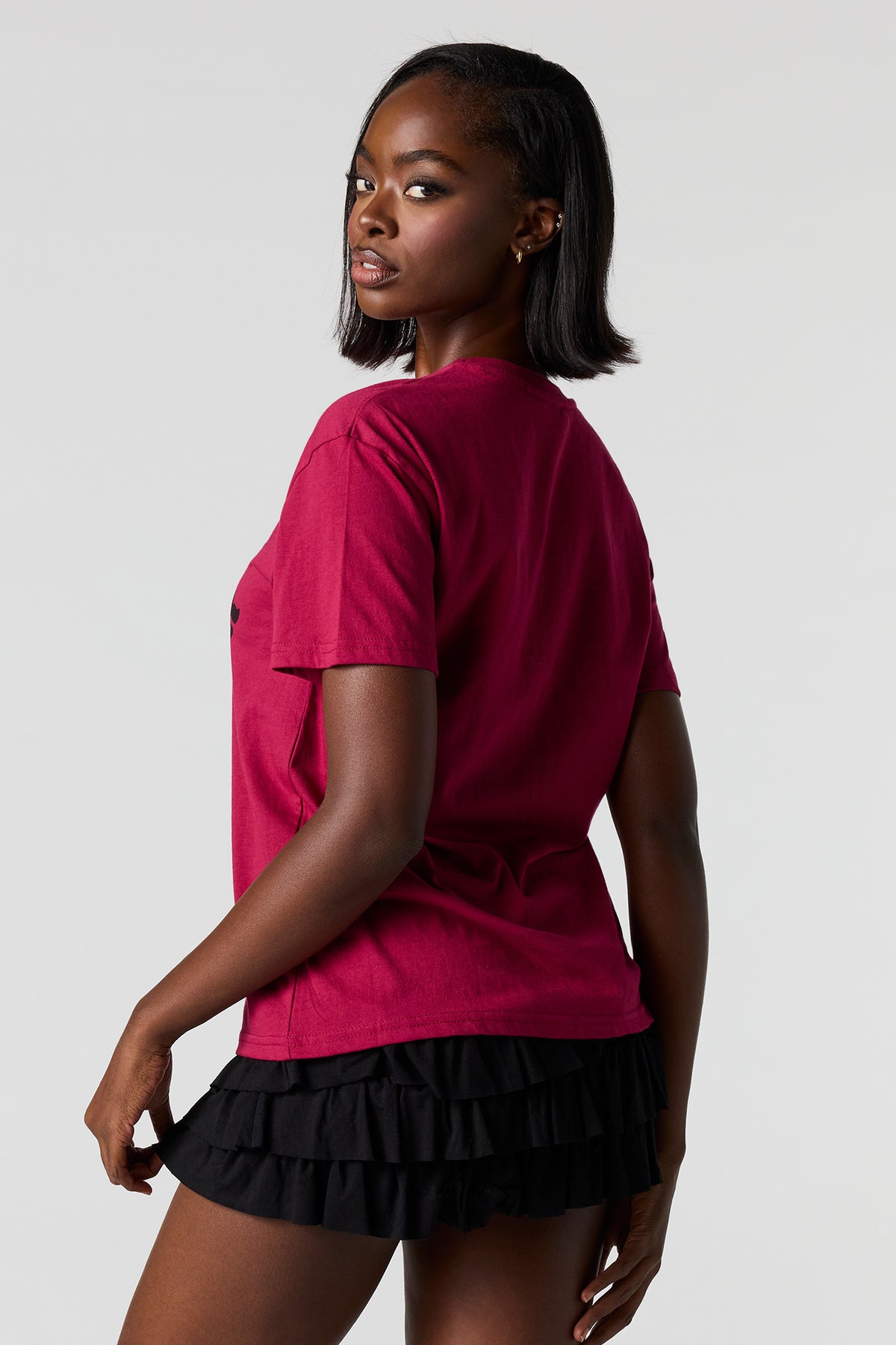 Vue alternative 2. T-shirt coupe garçonne à imprimé en rellief