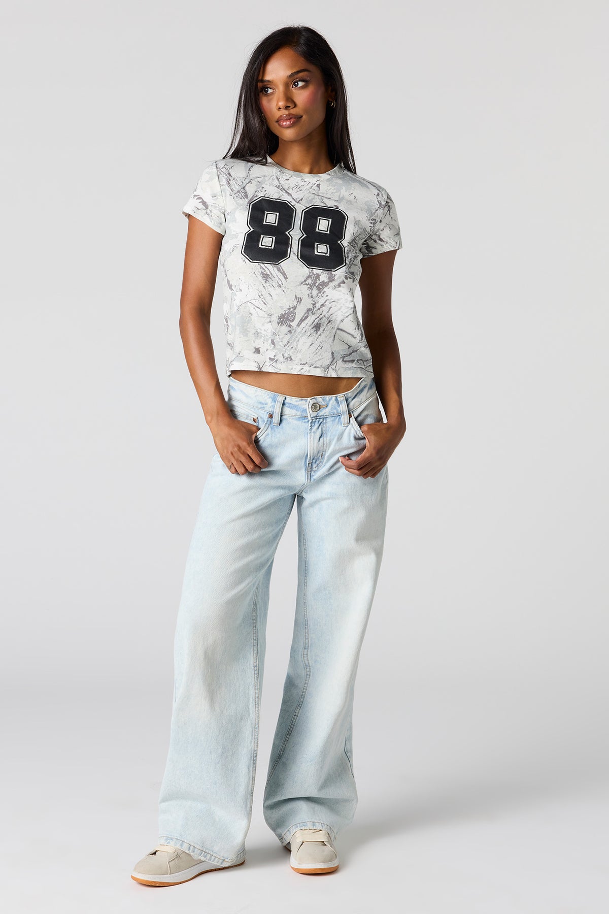 Alt View 3. Numbered Graphic Printed Classic Top - White