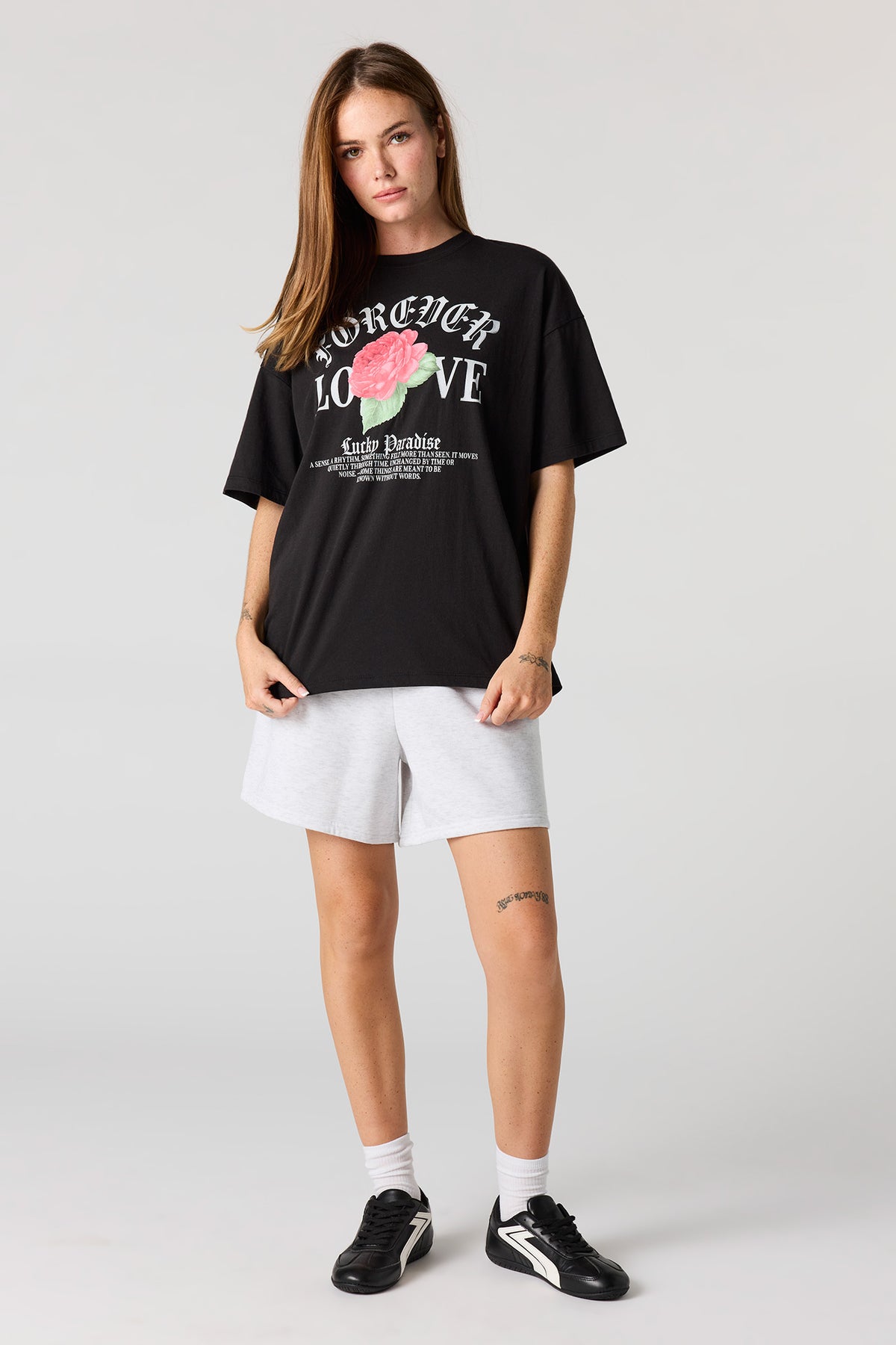 Alt View 3. Graphic Oversized Boyfriend T-Shirt - Black