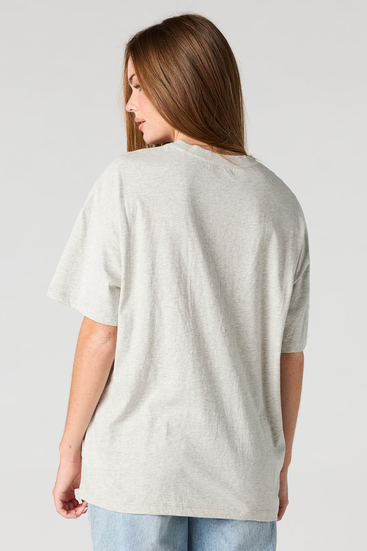 Alt View 2. Graphic Oversized Boyfriend T-Shirt - Heather Grey