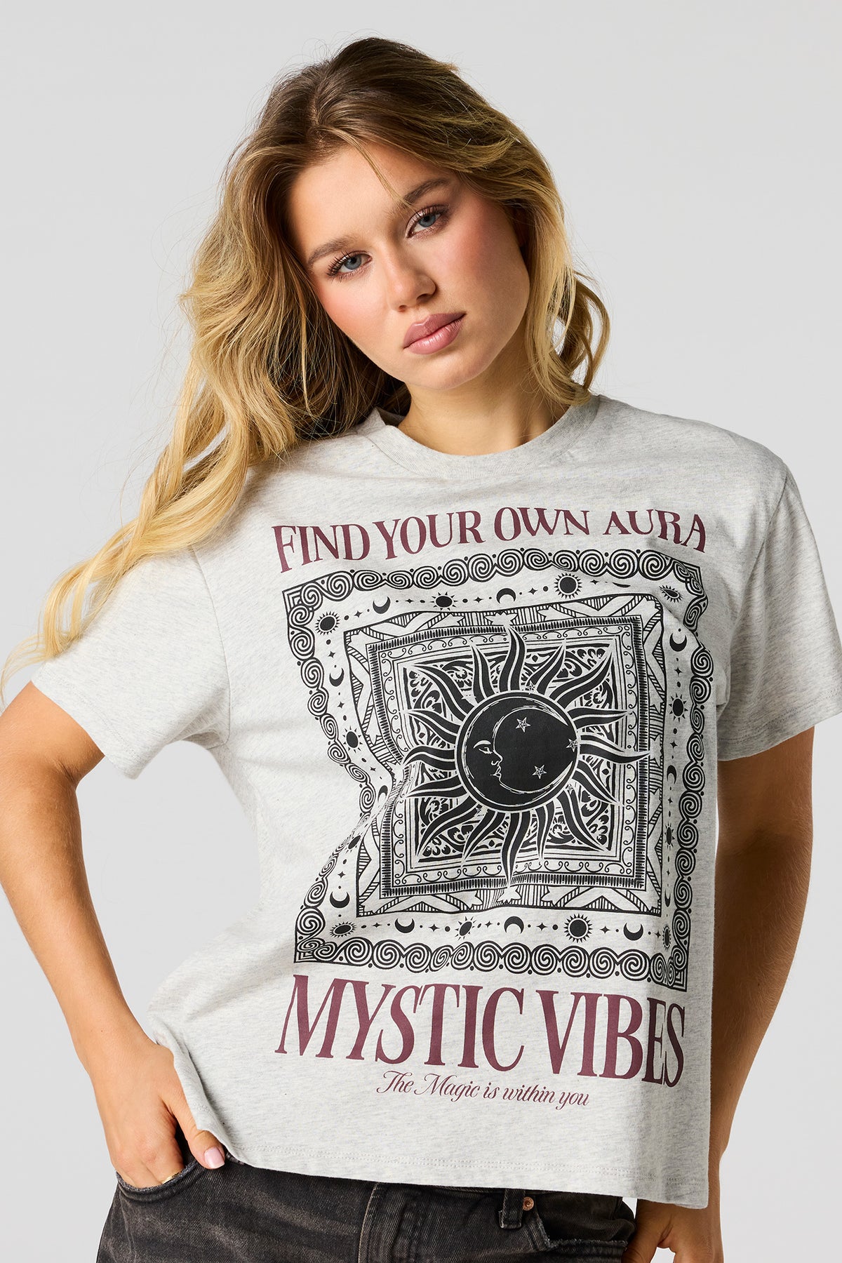 T-shirt de coupe garçonne carré à imprimé Mystic