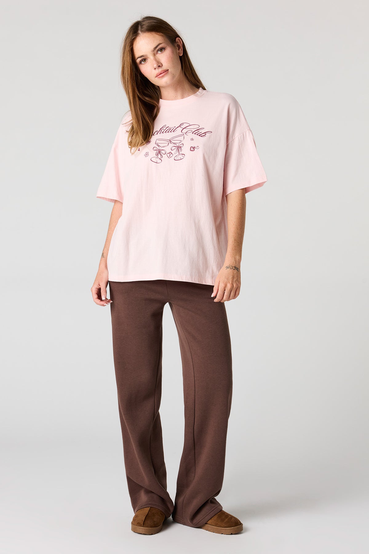 Alt View 3. Cocktail Graphic Oversized T-Shirt - Light Pink