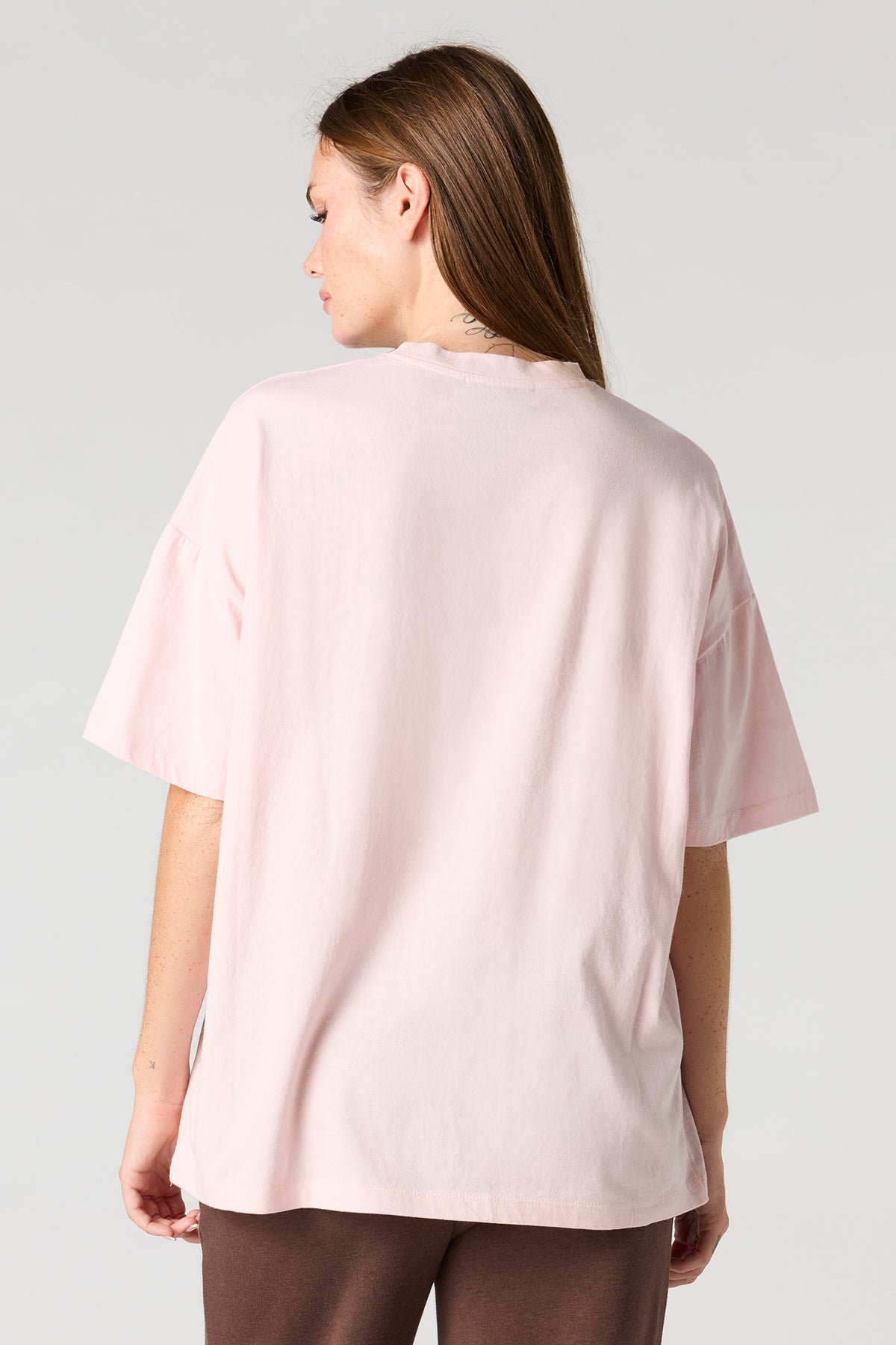 Alt View 2. Cocktail Graphic Oversized T-Shirt - Light Pink