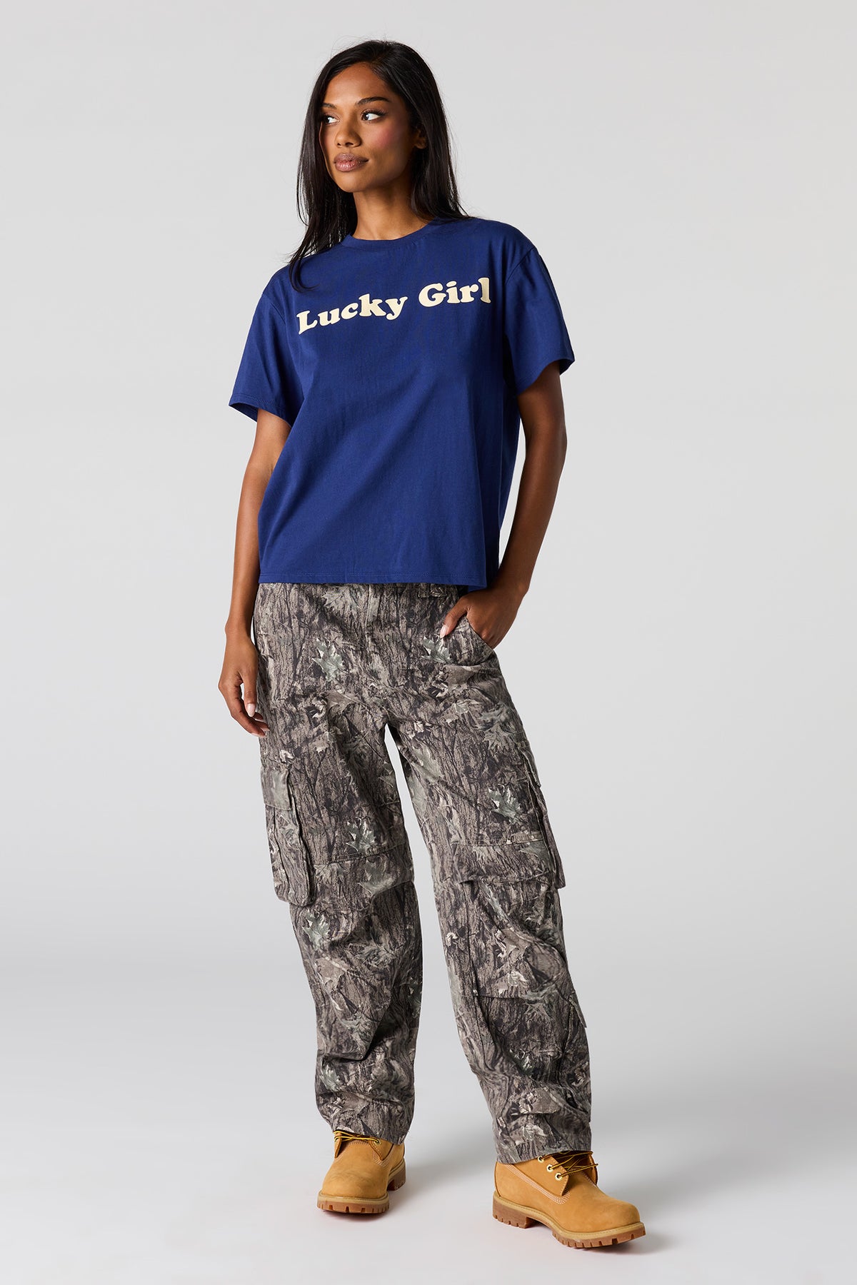 Alt View 3. Flocked Print Boxy Boyfriend T-Shirt - Navy