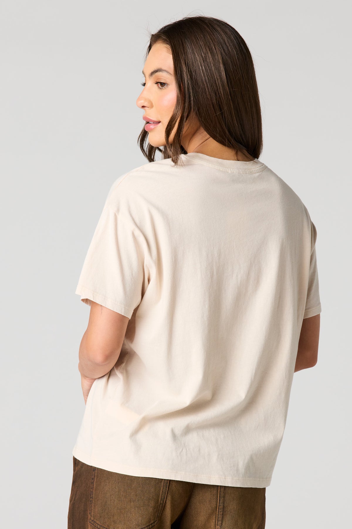 Vue alternative 2. T-shirt de coupe garçonne délavé à imprimé Cosmic