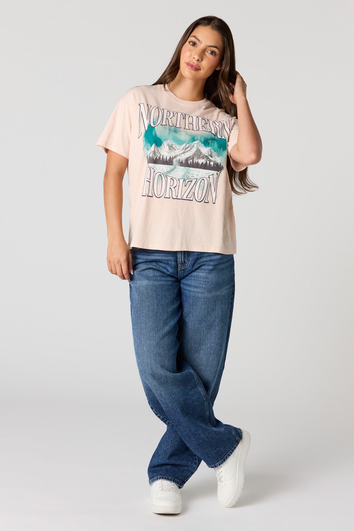 Vue alternative 3. T-shirt de coupe garçonne délavé à imprimé Destination