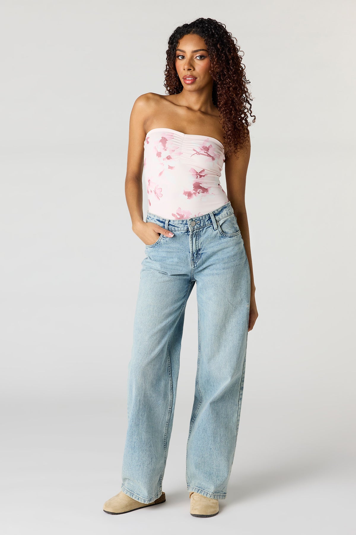 Alt View 3. Contour Cinched Tube Bodysuit - Light Pink