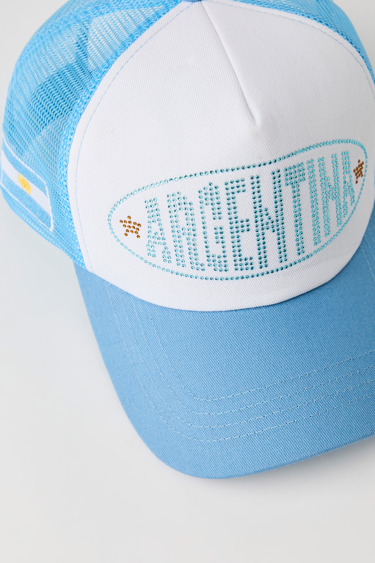 Vue alternative 2. Casquette de camionneur à imprimé Argentine avec pierres du Rhin