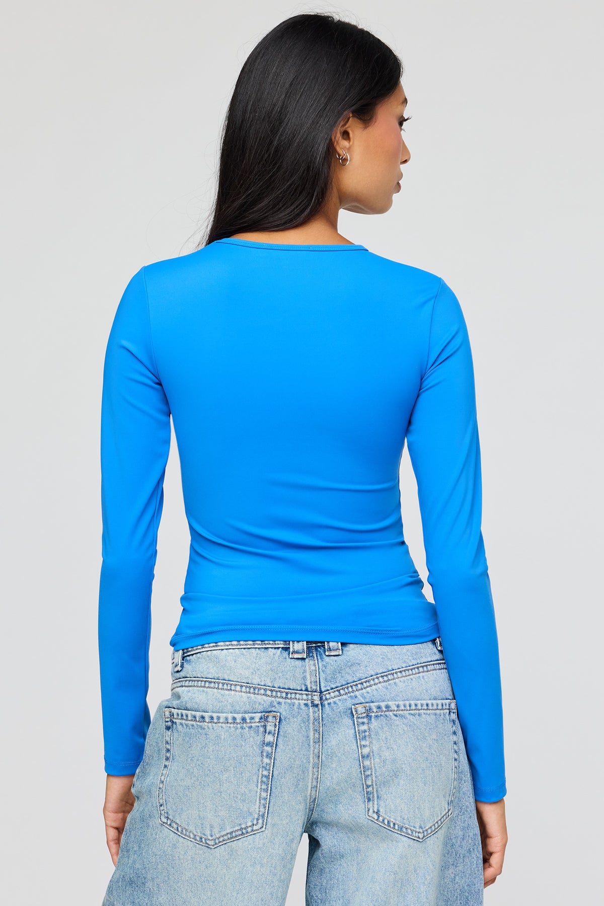 Alt View 2. Contour Long Sleeve Top - Blue