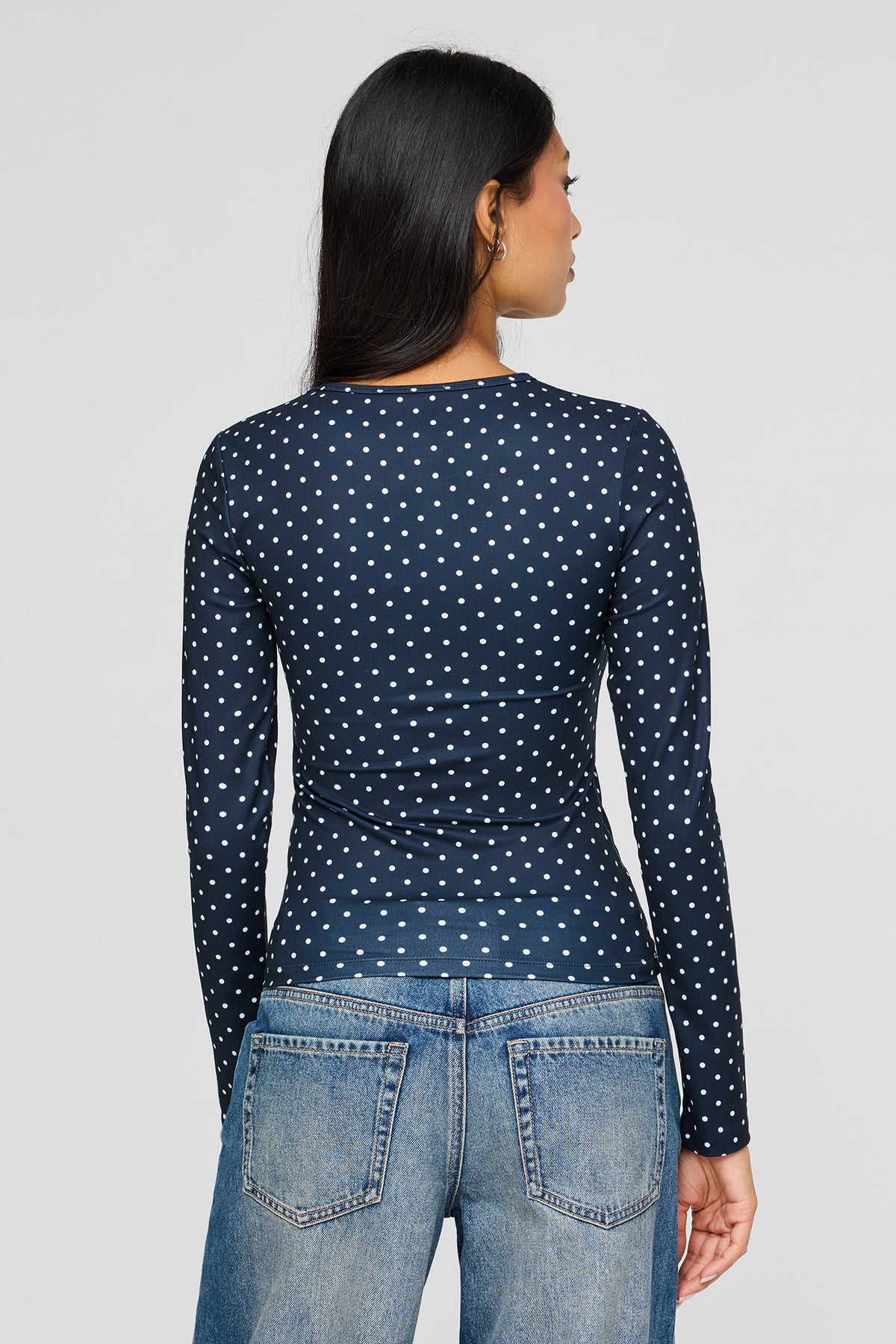 Alt View 2. Contour Long Sleeve Top - Navy