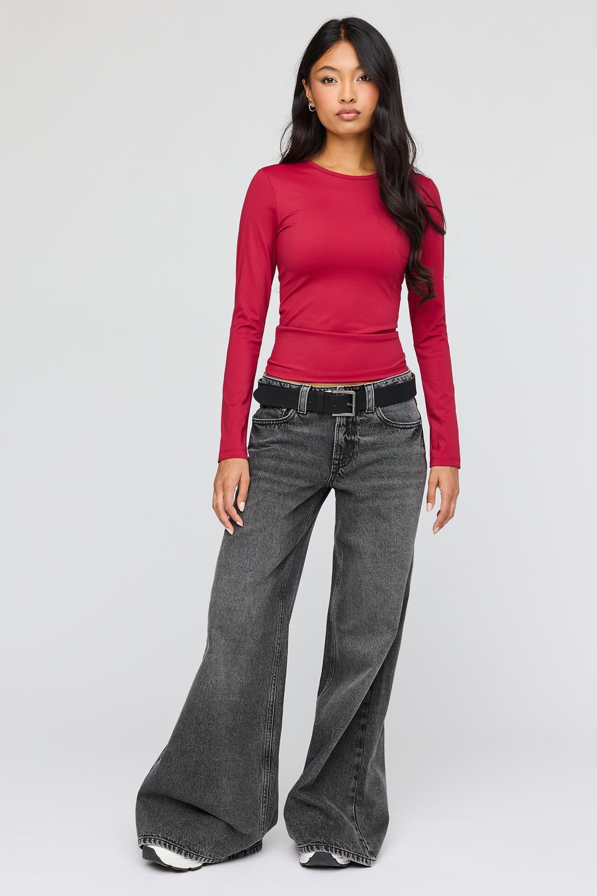 Alt View 3. Contour Long Sleeve Top - Burgundy