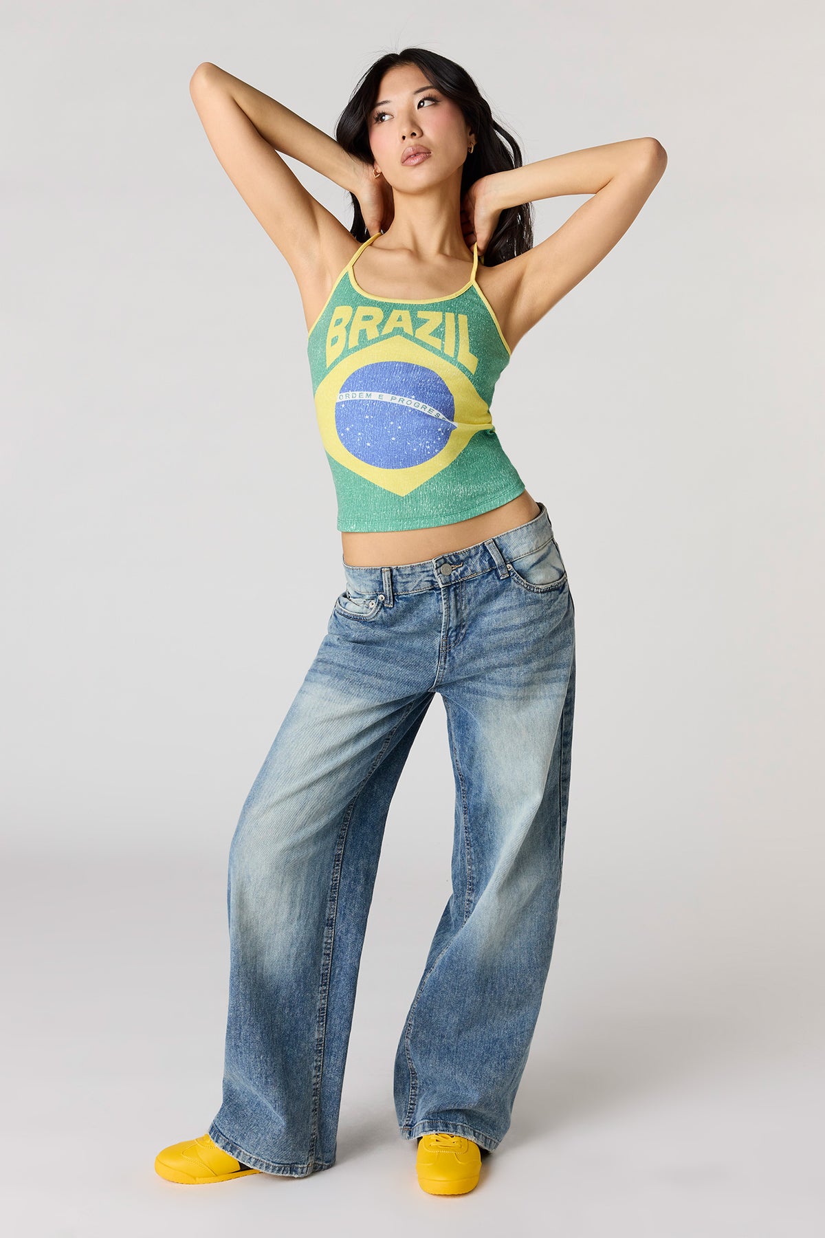 Vue alternative 3. Camisole à imprimé délavé Brazil