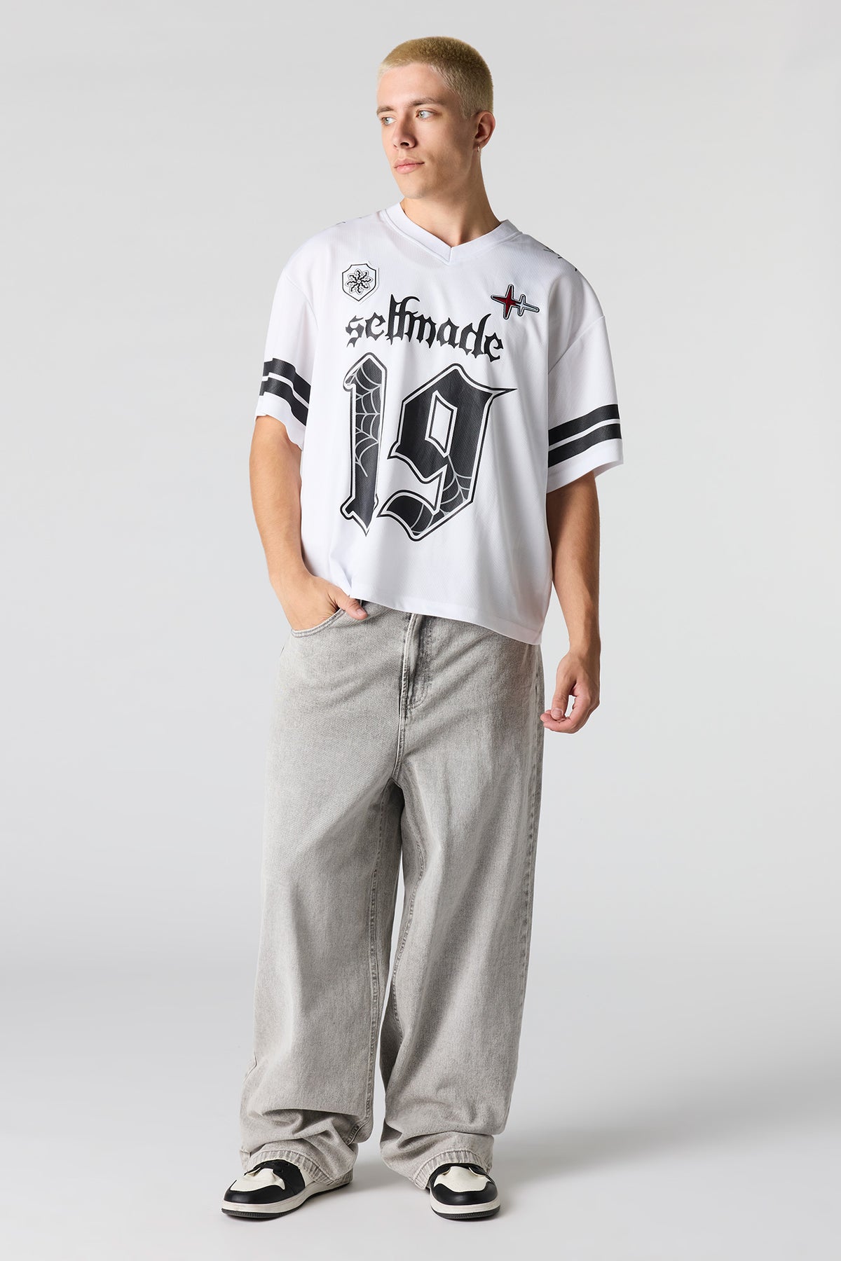 Alt View 3. Selfmade Embroidered Graphic Mesh Football Jersey - White