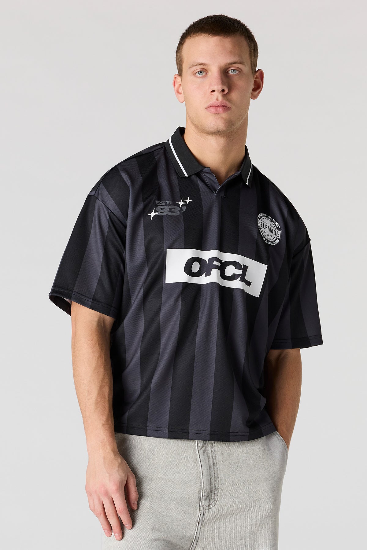 Vue alternative 4. Polo de soccer en filet imprimé