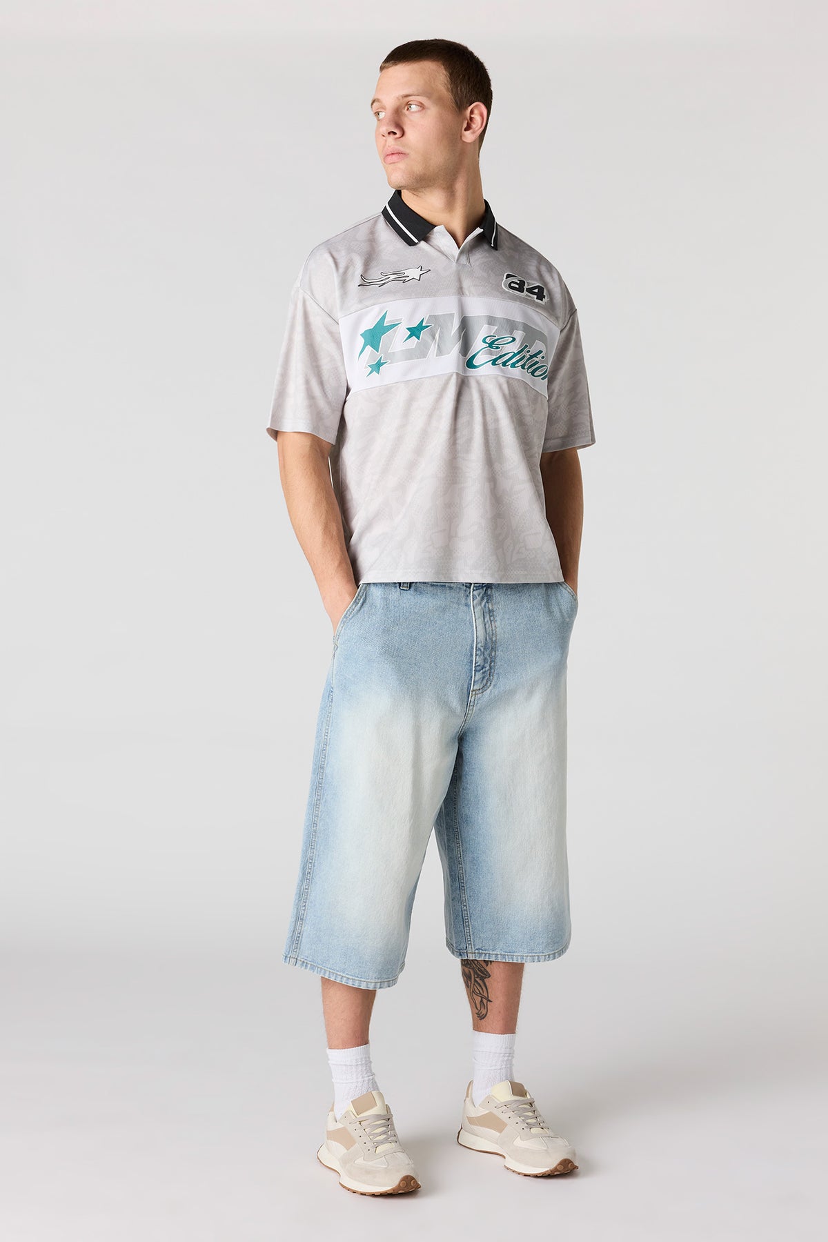 Vue alternative 3. Polo de soccer en filet imprimé