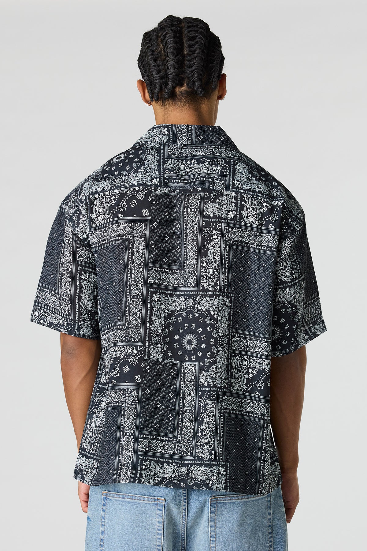 Alt View 2. Flowy Printed Button-Up Collared Top - Black