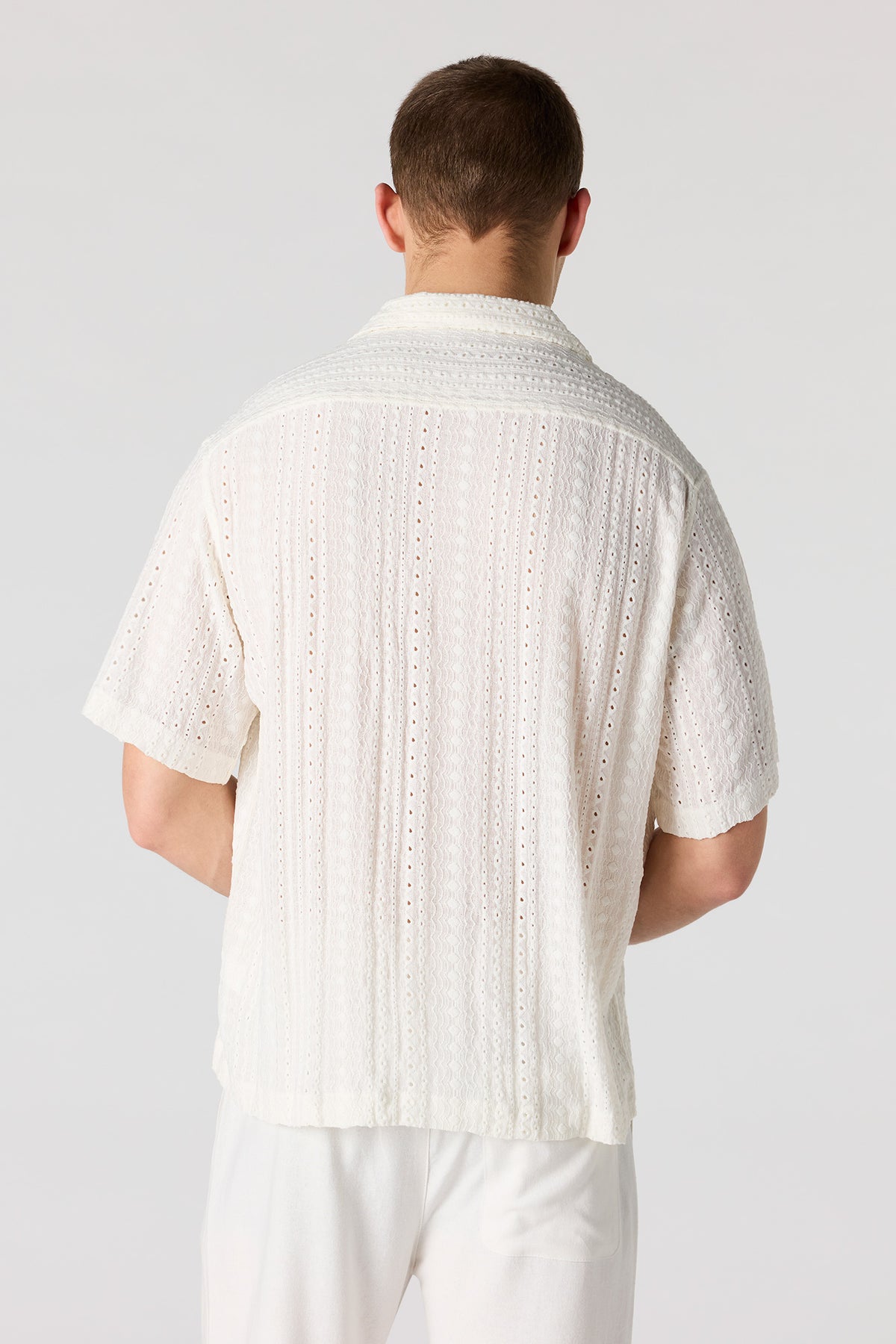 Alt View 2. Textured Short Sleeve Button-Up Top - Off White