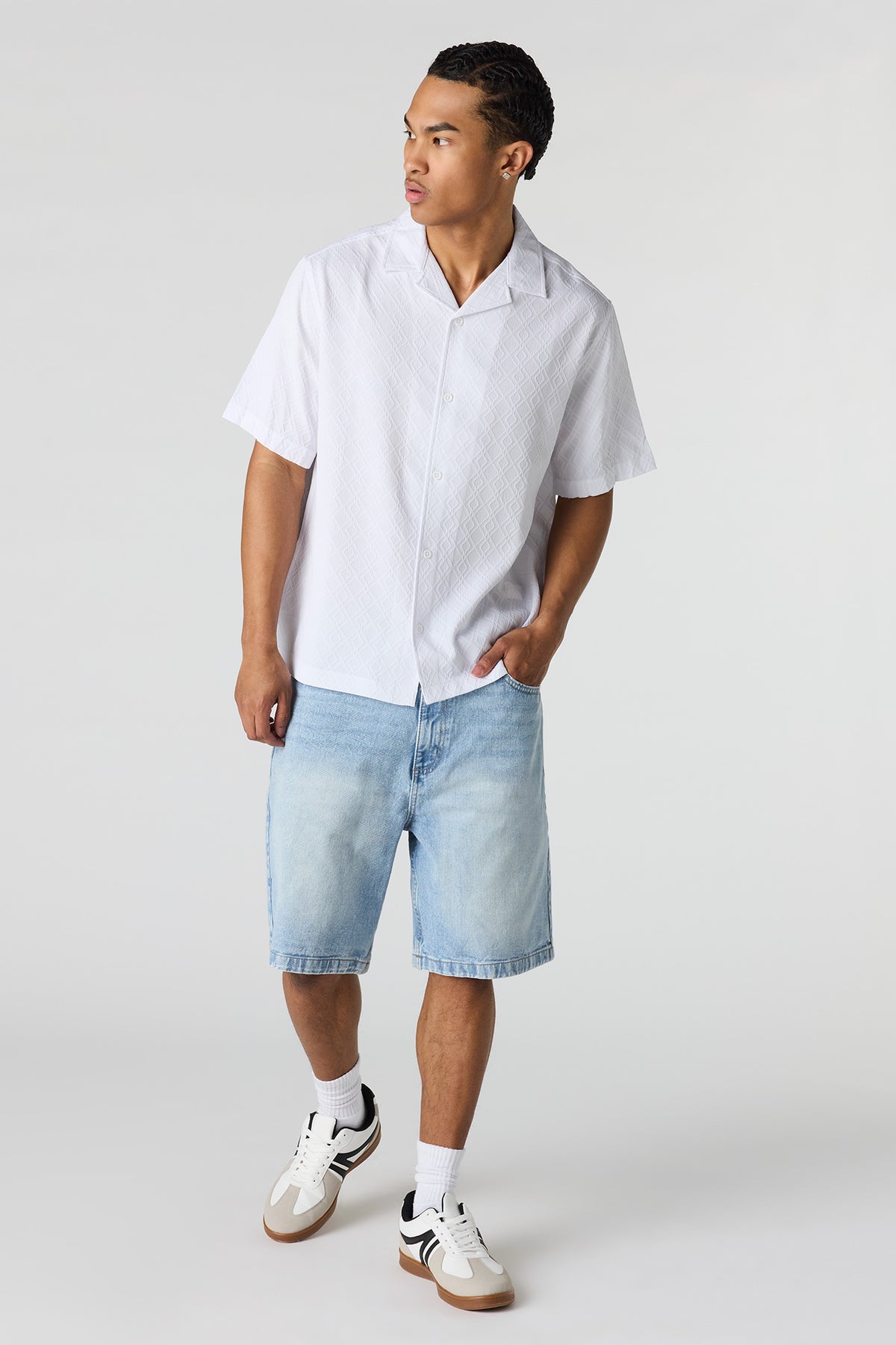 Alt View 3. Button-Up Collared Knit Top - White