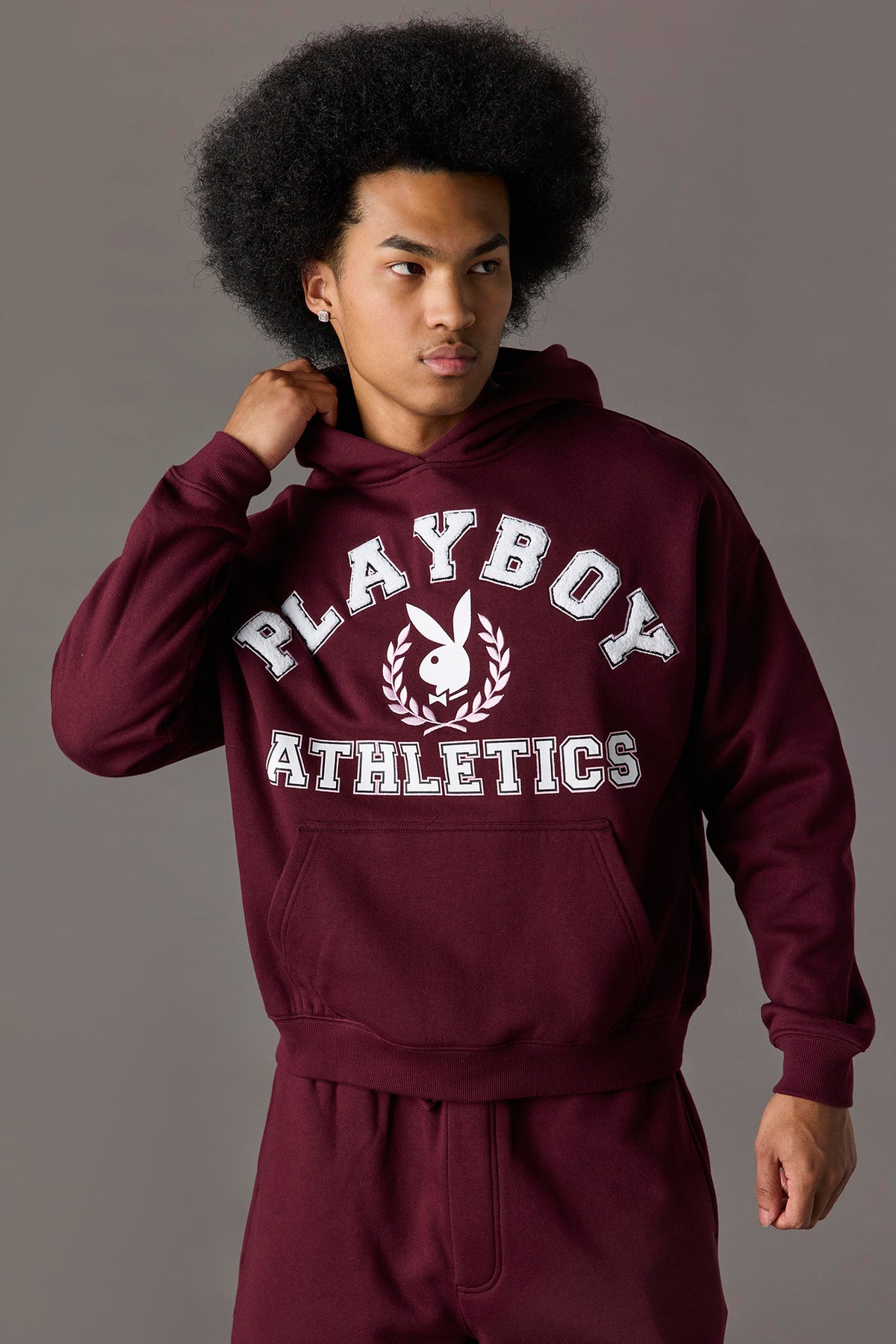 Alt View 2. Playboy Graphic Fleece Boxy Hoodie - Burgundy