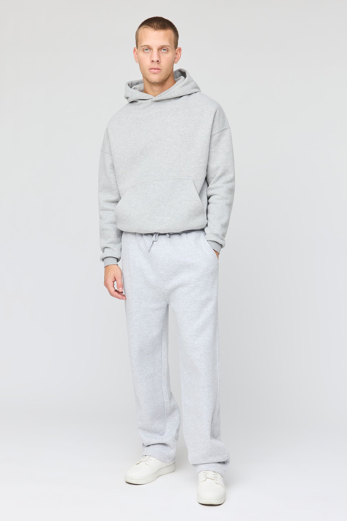 Vue alternative 2. Pantalon d'entraînement baggy en molleton lourd supérieur